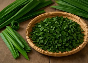 เพิ่มมูลค่าใบเตยสดจากสวน ด้วยการแปรรูปเป็นใบเตยแห้งคุณภาพ